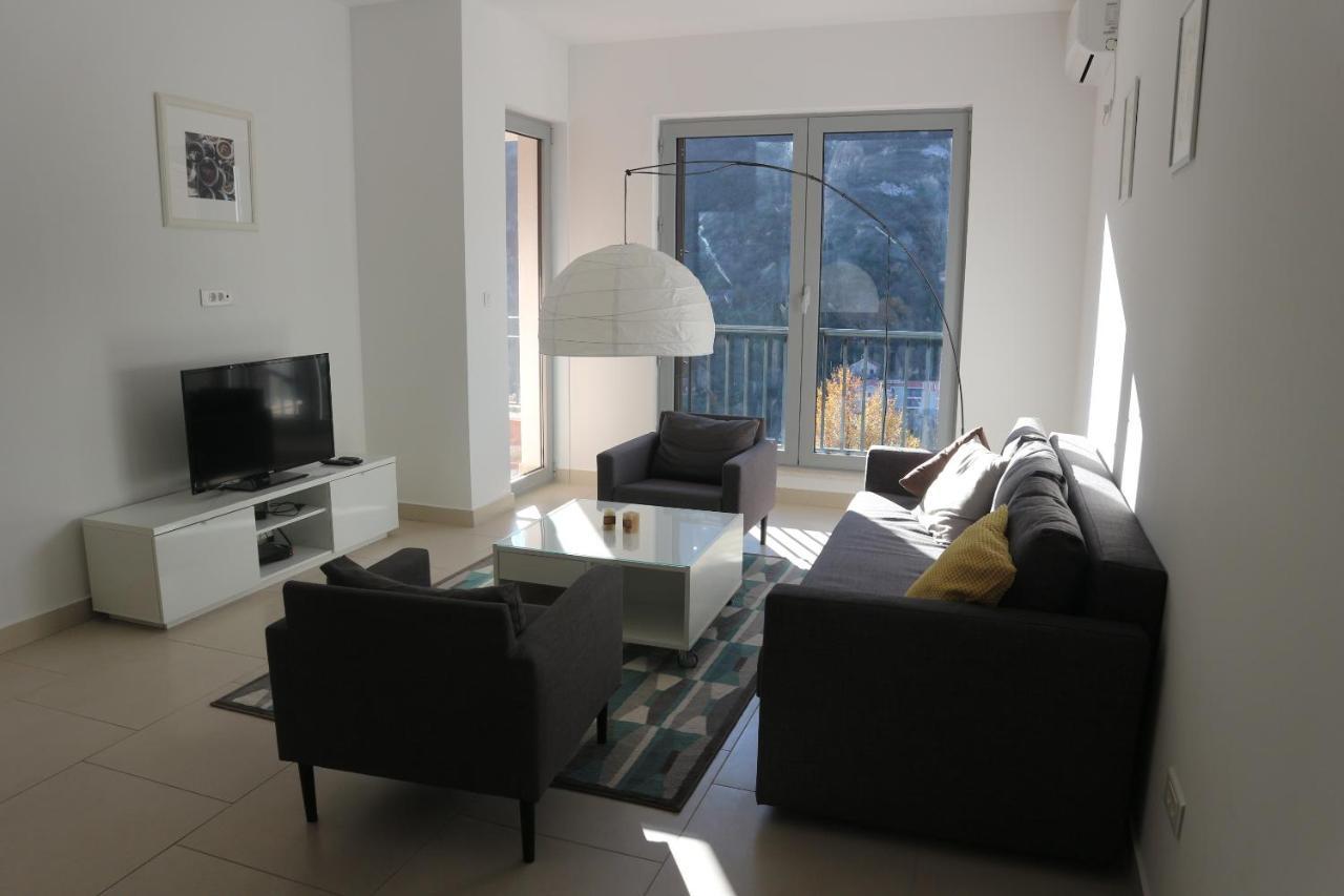 Lavender Bay Apartments D3 Or D5 I By Andreas Crivellaro Donji Morinj Ngoại thất bức ảnh